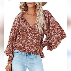 BOHO tassel detail top